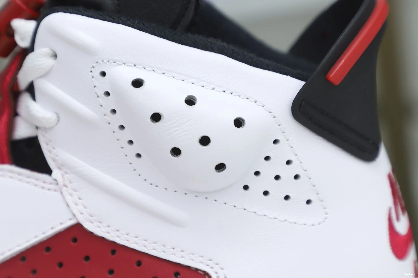 JORDAN 2021 RETRO AIR 'CARMINE' OG 6 0105